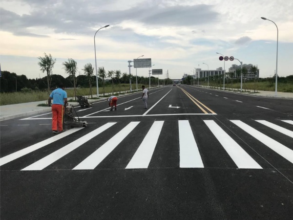 奉化夜间道路划线施工噪音太大扰民怎么办，这事儿到底该怎么破？